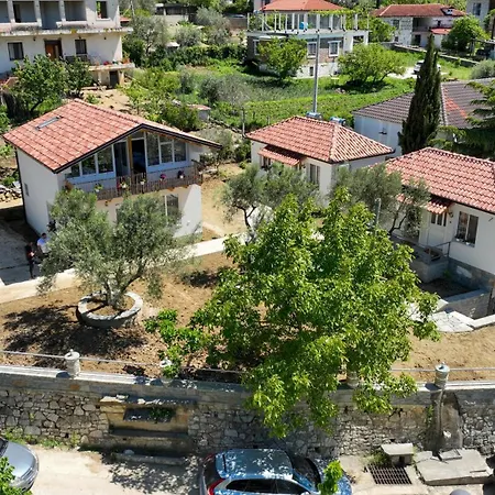 Dario 3* Berat
